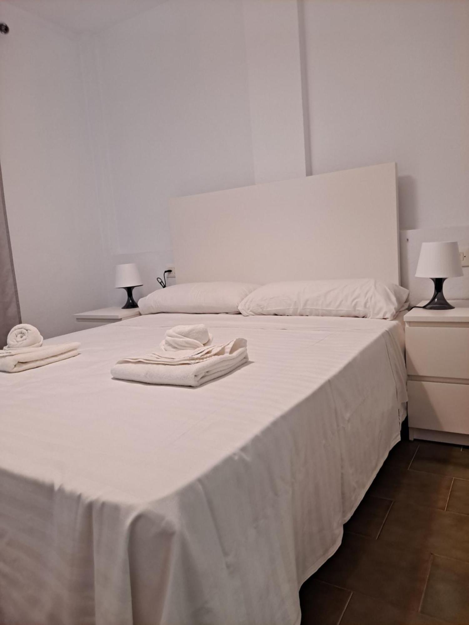 Apartamento Bajo Acuario Chiclana de la Frontera Buitenkant foto
